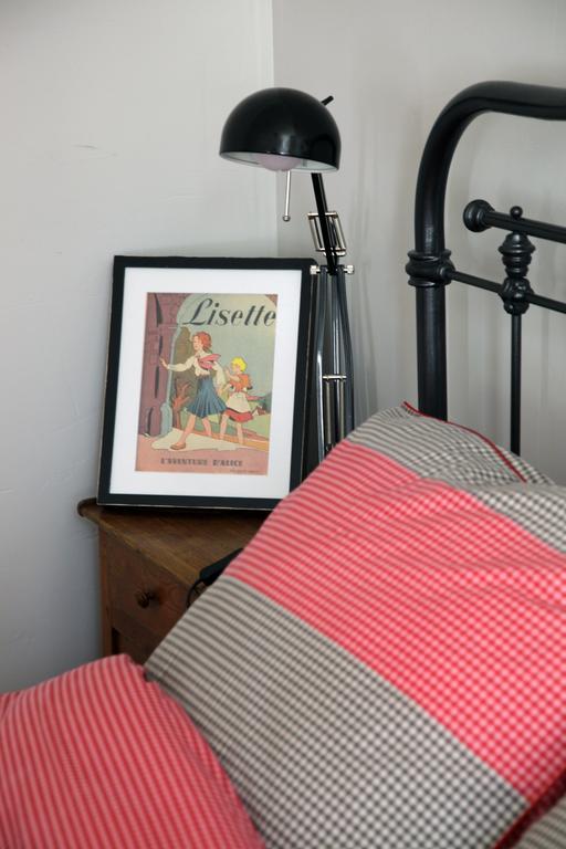 La Bonne Ecole Bed & Breakfast Les Landes-Genusson Стая снимка