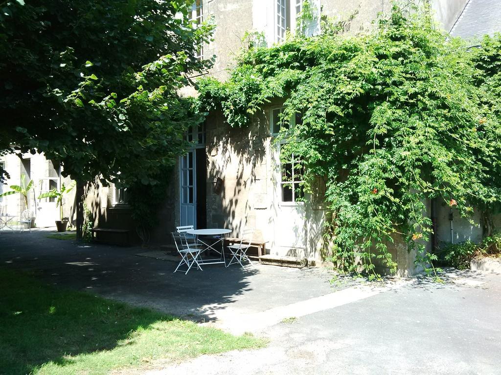 La Bonne Ecole Bed & Breakfast Les Landes-Genusson Екстериор снимка